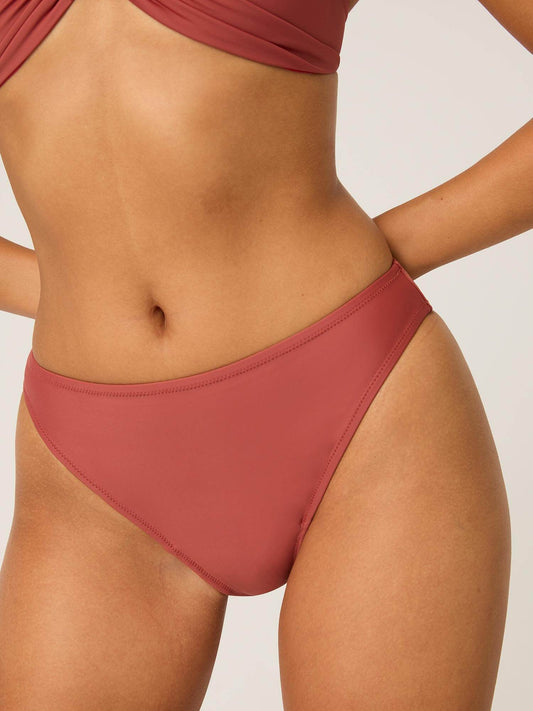 Hi-Leg Cheeky Bikini Altı - Sahara Red